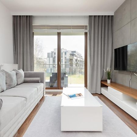Glamorous Wilanow Apartment By Renters Warszawa Exteriör bild