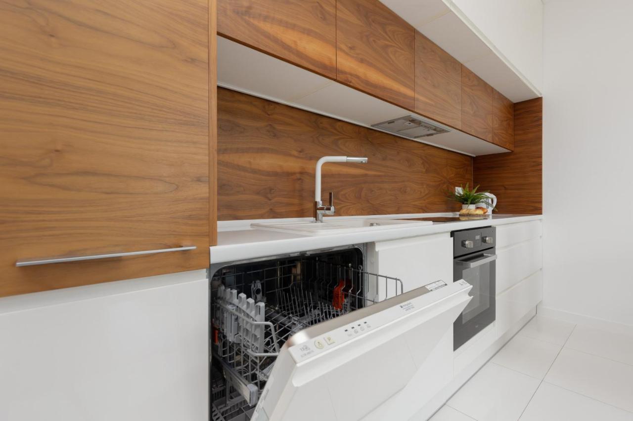 Glamorous Wilanow Apartment By Renters Warszawa Exteriör bild